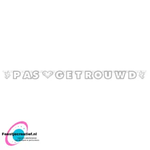 Bruiloft/huwelijkse versiering slinger "Pas getrouwd", 2.10 meter