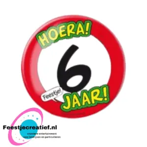 Button XL "hoera 6 jaar"