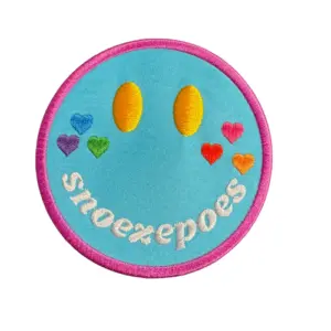 Strijkembleem “snoezepoes” – 8 cm